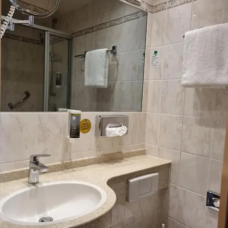 Myminga4 - & Serviced Hotel *